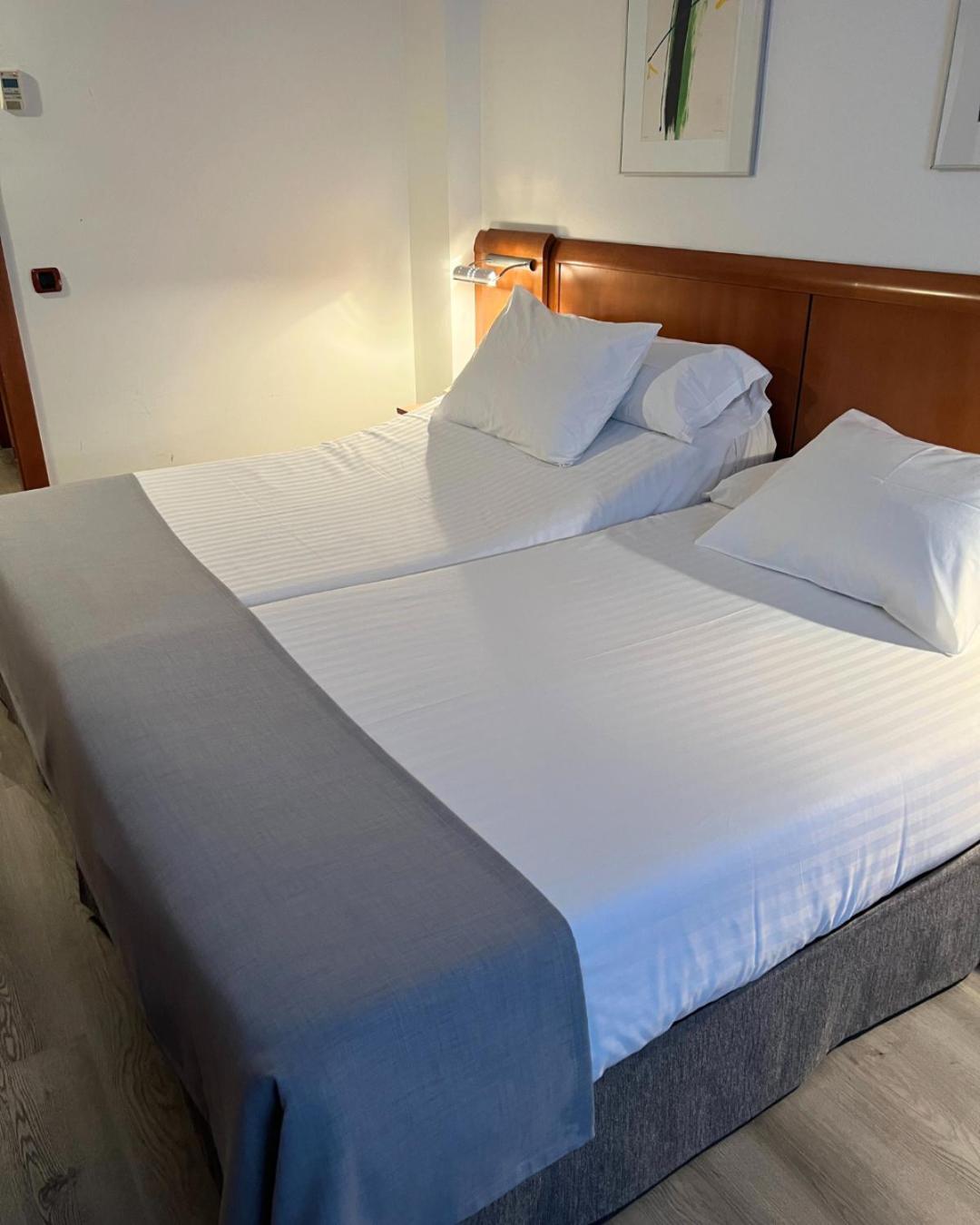 Hotel Silken Monumental Naranco Oviedo Zewnętrze zdjęcie